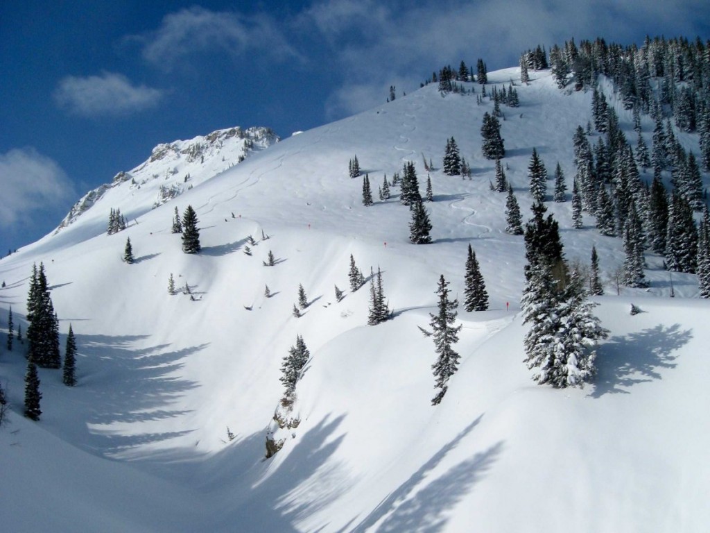 滑雪迷一生必须征服的20座高山雪场