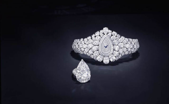 Graffs 推出世界最贵的可变钻石首饰，集腕表、手镯和戒指于一体