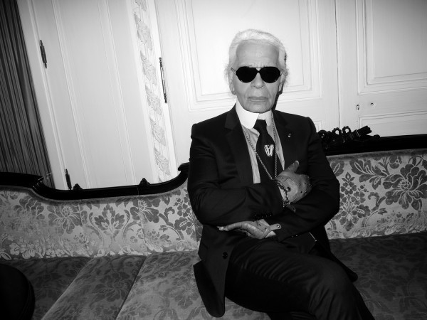 Karl Lagerfeld 入行70年回顾展，成名作惊艳亮相