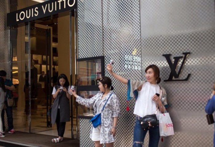 调查数据显示：Louis Vuitton 在中国高端人群中降温