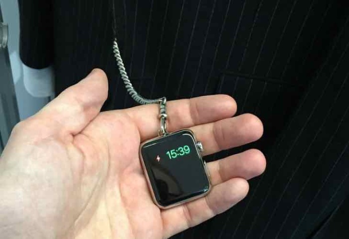 Tom Ford 让 Apple Watch 变身老“怀表”