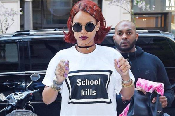 又一位大明星进军时尚：Rihanna 名下公司注册 $CHOOL Kills 商标