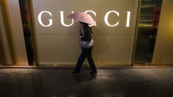 Gucci 向“受到冒犯”的香港祭品店主表示道歉