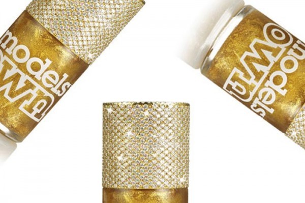 加州奢侈美甲店推出最贵指甲油，单瓶售价 13万美元