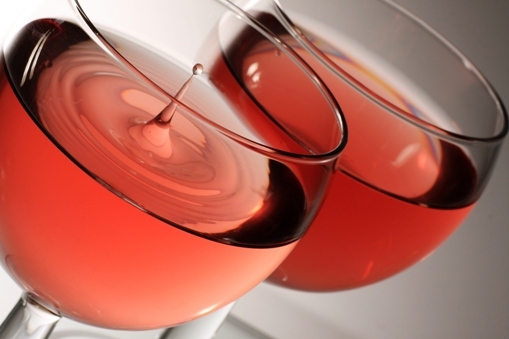 全球葡萄酒 2015年生产和消费报告，中国产量排名第九，桃红酒受宠年轻一代