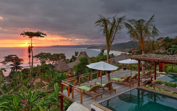 漫旅 Travel + Leisure 读者票选“2016 全球 100佳酒店”，印尼 Nihiwatu Resort 荣膺榜首