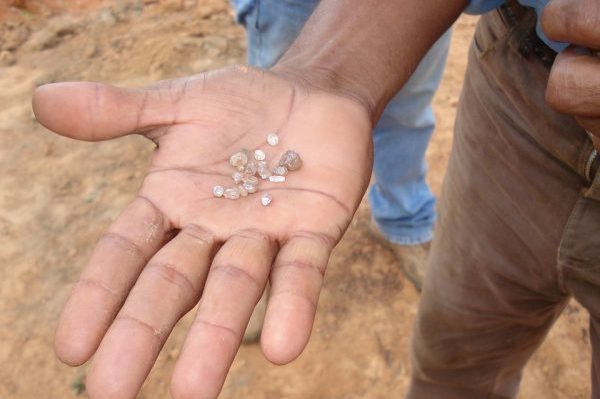 “吃钻石”的博茨瓦纳危机迫近：钻石资源将在2050年枯竭