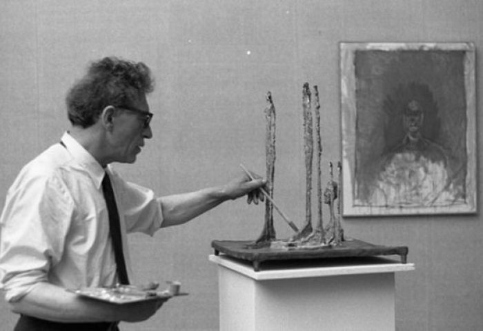 90岁的Givenchy品牌创始人将拍卖珍藏的瑞士艺术家 Giacometti 兄弟作品