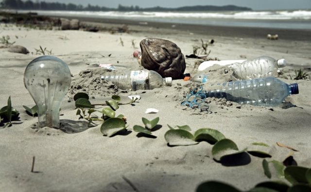 宝洁公司发布再生塑料回收利用计划，新款海飞丝将率先使用环保包装瓶