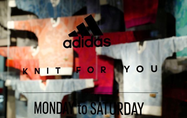从自己设计到毛衣出炉仅需 4小时，Adidas推出概念门店“Knit for You”