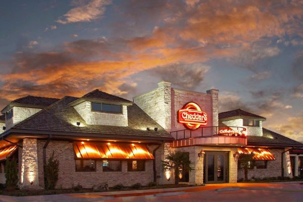 美国多餐厅品牌运营商 Darden 7.8亿美元收购连锁餐厅 Cheddar’s Scratch Kitchen