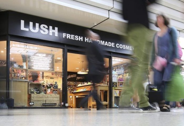 大举扩充门店规模，英国天然美妆品牌 Lush去年本土销售1.25亿英镑，扭亏为盈！