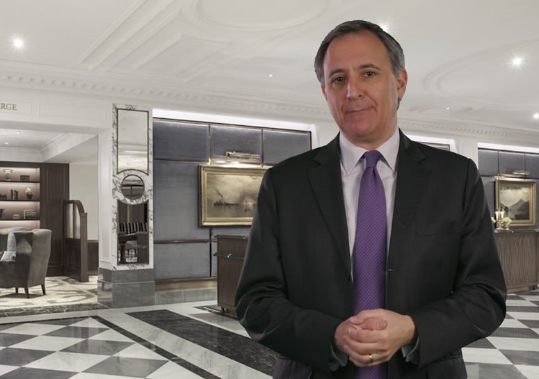 洲际酒店集团 CEO Richard Solomons 宣布退休，首席商务官接班