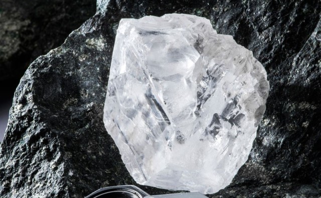 拥有史上第二大钻石原石，加拿大矿业公司 Lucara 为何半年股价大跌30%？