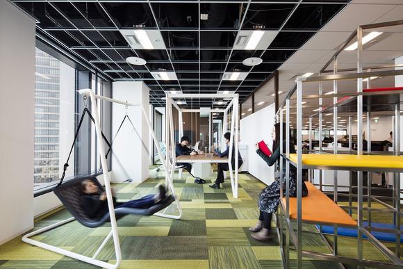 世邦魏理仕最新报告：人均办公空间在缩小，但办公室正在变得越来越酷炫！