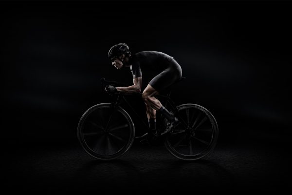 意大利知名轮胎制造商倍耐力发力“时尚＋骑行”：携手 Castelli 打造骑行服胶囊系列