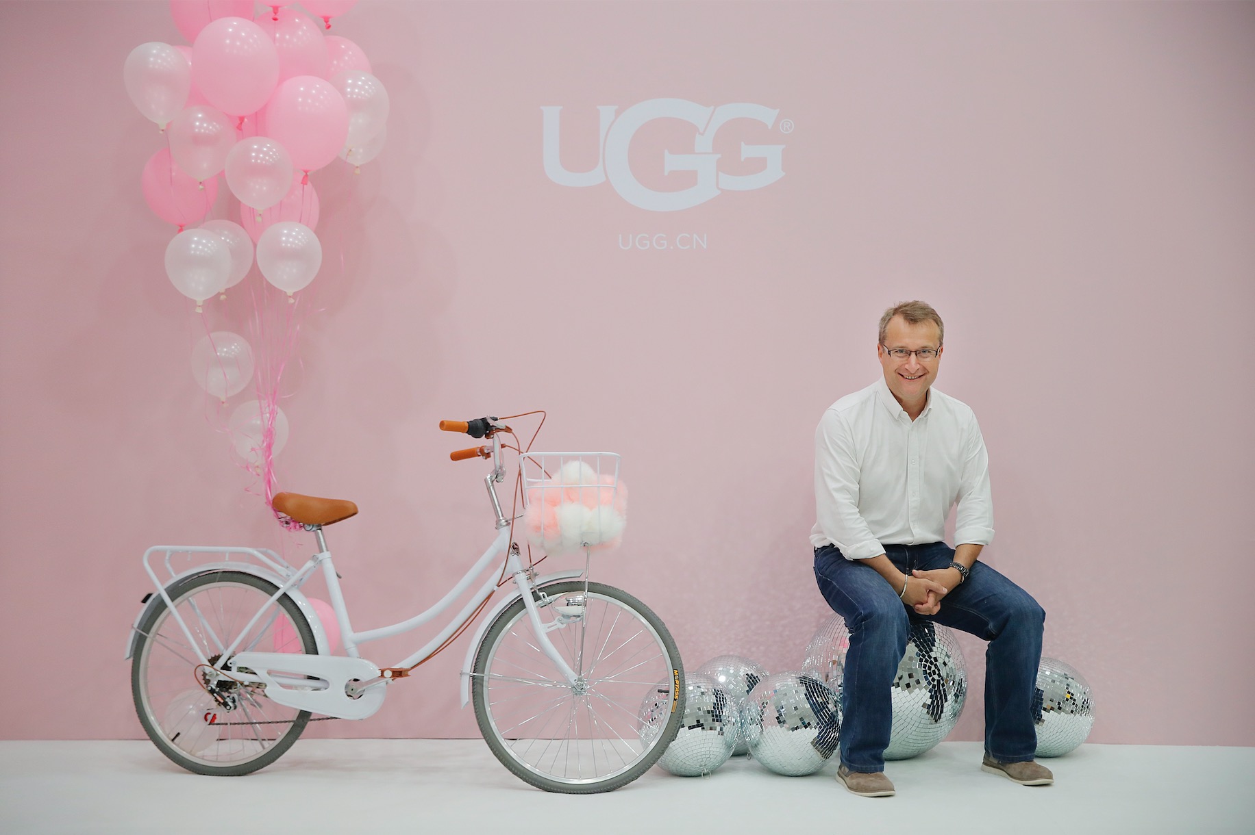 爆红以后的 UGG：如何从雪地靴的代名词转型为一家生活方式品牌《华丽志》独家专访UGG母公司副总裁