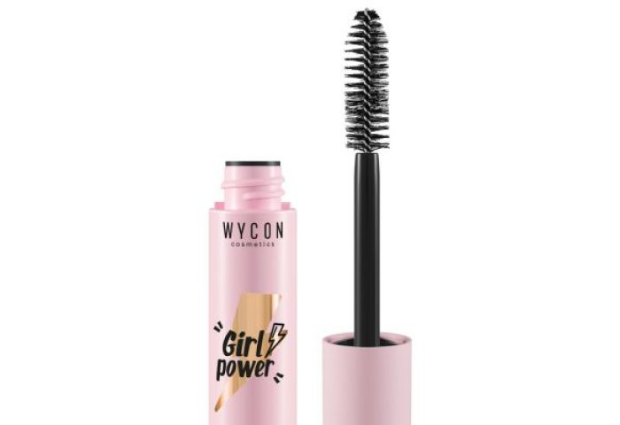 意大利的彩妆制造商 Wycon 推出“女孩力量”睫毛膏，收益贡献给保护女性免遭暴力的公益活动
