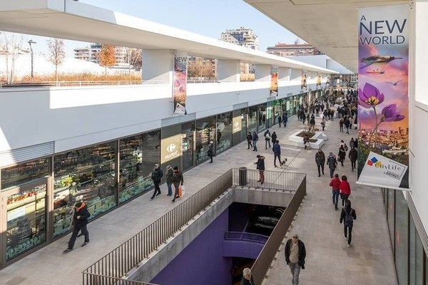米兰购物新体验，一站式商业中心 CityLife 开业不到 1个月迎客超 100万人次