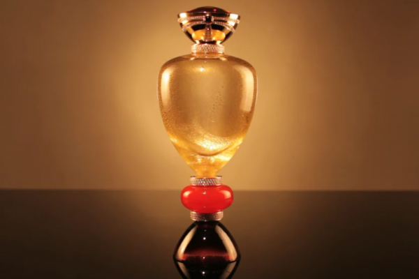 史上最贵香水：宝格丽四年前推出的周年纪念版香水以20万欧元被一位私人客户买走