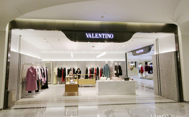 意大利奢侈品牌 Valentino 公开表示：短期内并无上市计划；去年销售增长5%