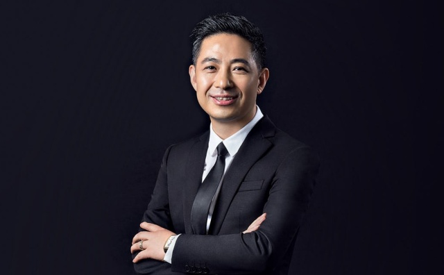 《华丽志》专访太平鸟董事长张江平：中国本土品牌“出海”的契机与挑战