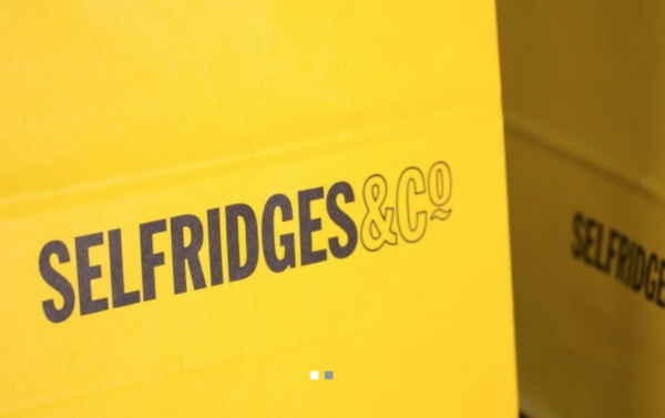 英国老牌高端百货 Selfridges 将回收废弃咖啡杯，加工成标志性黄色购物袋