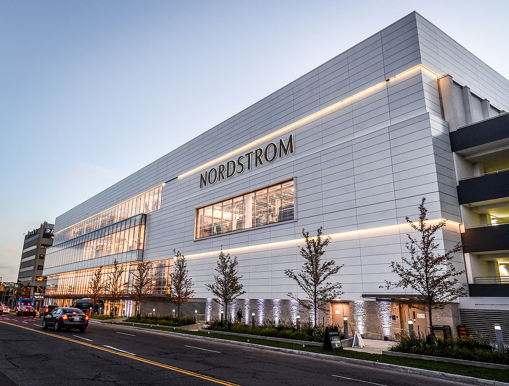 美国奢侈品百货 Nordstrom 发布2018财年第一季度财报：净利润同比增长38%，上调全年预期