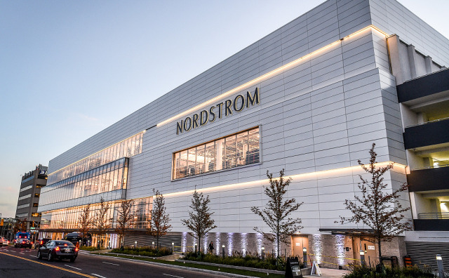美国高端百货公司 Nordstrom Inc.第三季度正价门店可比销售额低于预期，线上同比增长20%