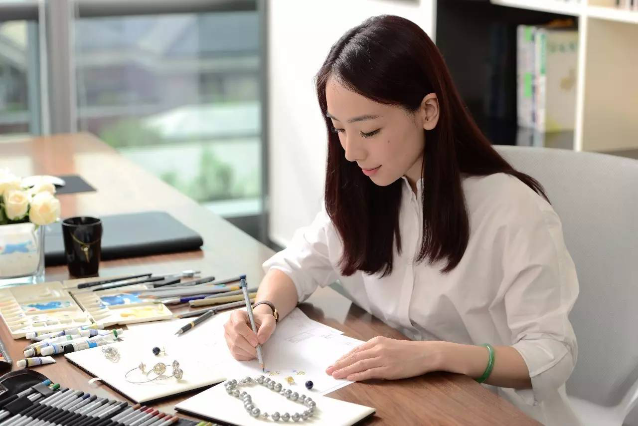 《华丽志》独家专访HEFANG Jewelry创始人孙何方：打造一个成功的轻奢珠宝品牌，既要用心也要耐心！