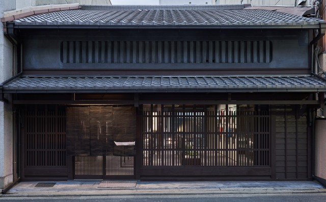 三宅一生携手深泽直人改造有132年历史的京都老町屋：集精品店和画廊于一身