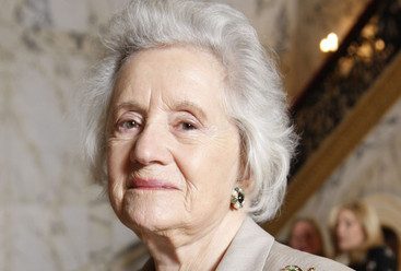 二战大屠杀的幸存者、传奇晚宴包设计师 Judith Leiber 97岁高龄仙逝