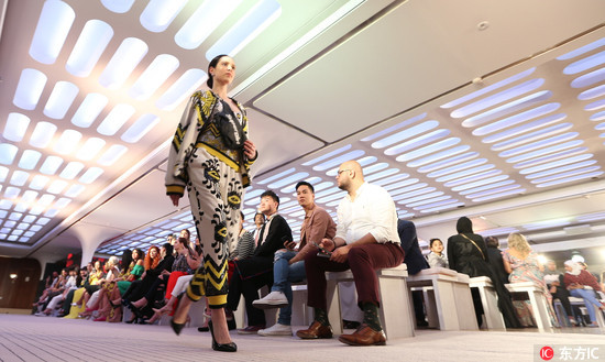 致力于推广“高定成衣”，第六届阿拉伯时装周在迪拜开幕