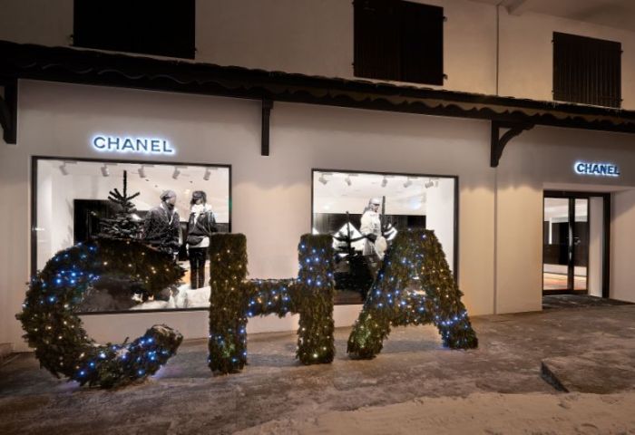 Chanel 连续第十年在法国高端滑雪胜地 Courchevel 推出游击店