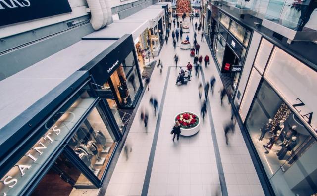 英国商业地产正在走向崩盘？购物中心平均地产价值或将下降30% 左右