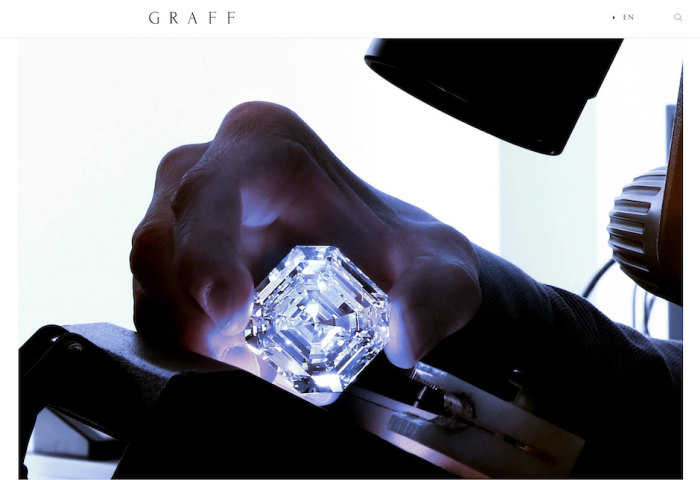 英国顶级珠宝品牌 Graff 发布全球最大的祖母绿型切割钻石