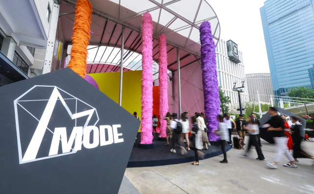 深度｜是亚洲最大时尚订货季，更是时尚产业“网友大会”：近距离看 MODE上海服装服饰展