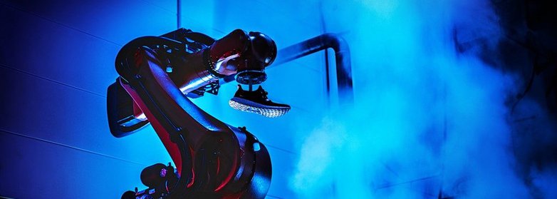Adidas 将关闭德国和美国的“机器人”工厂，回归亚洲生产供应商