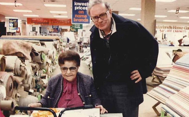 95岁二次创业，二度被巴菲特收购！她是“股神”最欣赏的传奇女商人
