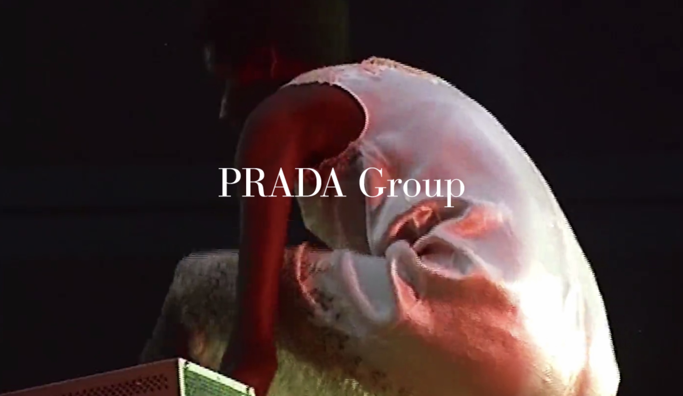 Prada Mode 将与知名导演贾樟柯合作，在上海荣宅举办主题为“MIÀN/面”的文化活动