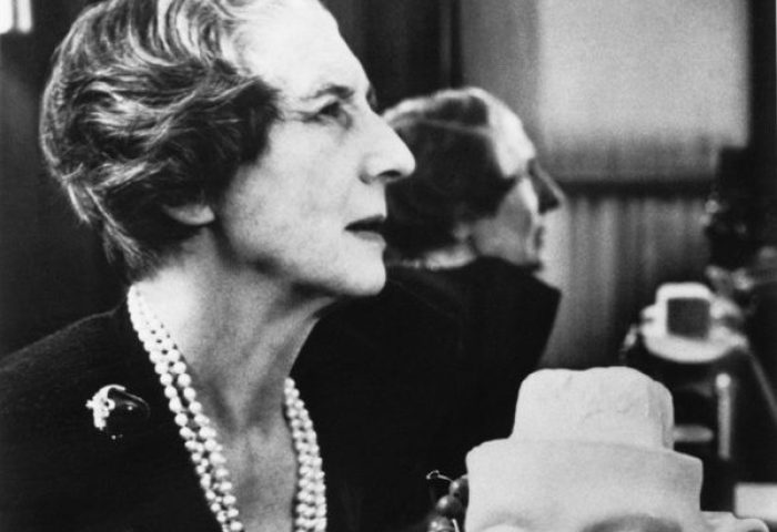 Cartier 的“猎豹女士”，珠宝界第一位女性创意总监｜《华丽志》女性珠宝设计大师系列之： Jeanne Toussaint