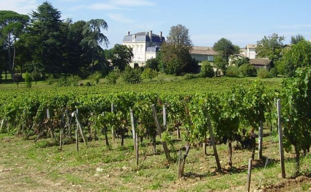 娇韵诗家族7500万欧元收购法国 Château Beauséjour 庄园