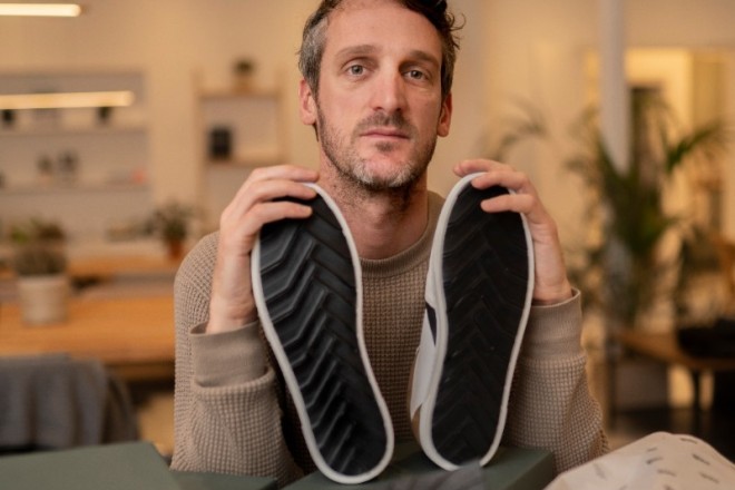 独家专访 | 如何用6000只轮胎打造一个可持续运动鞋品牌？《华丽志》对话O.T.A品牌创始人