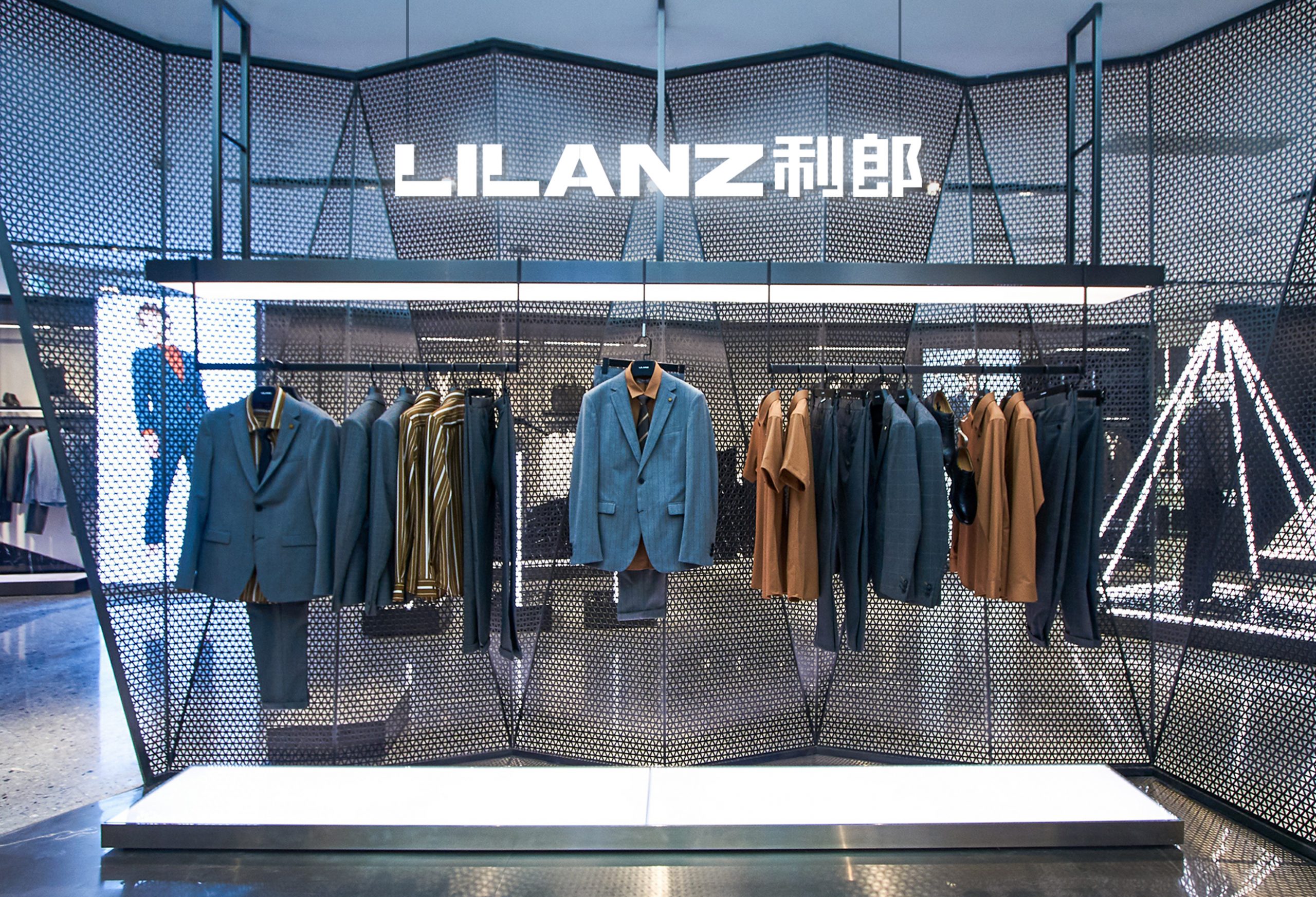 深度改革进行时中国男装利郎如何由内而外提升品牌力