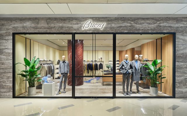特写｜半年在中国连开三店，曾经辉煌的奢侈男装品牌 Brioni 如何重启？