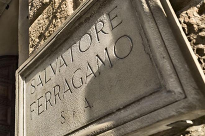 Ferragamo 第四季度零售渠道收入超疫情前水平，全年实现销售收入11.36亿欧元