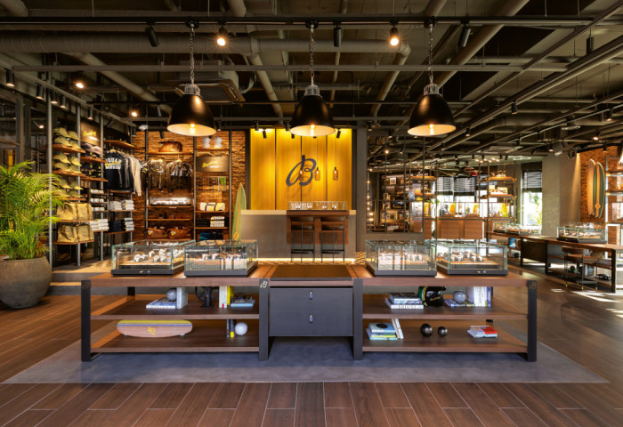 Breitling（百年灵）在韩国开设有史以来规模最大的旗舰店，内部设立品牌首家餐厅