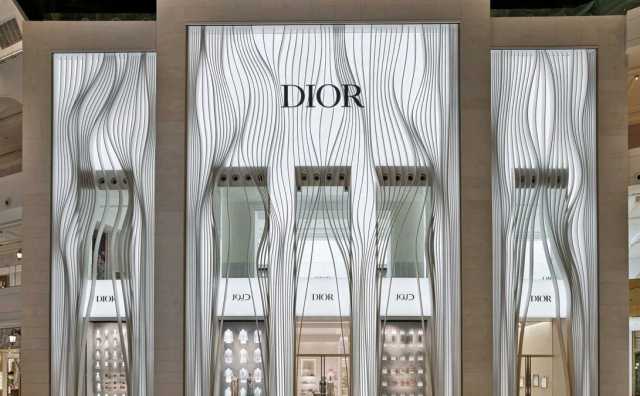 Dior在卡塔尔旺多姆广场开设全新概念精品店