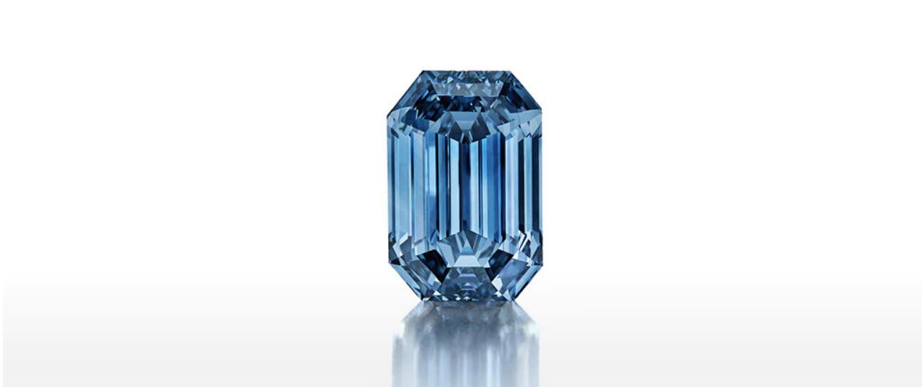 公开拍卖史上最大一颗蓝钻：De Beers Blue 以5750万美元的价格拍出
