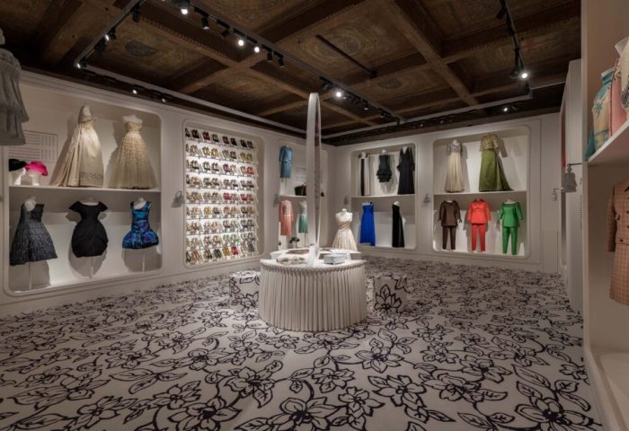 菲拉格慕博物馆在佛罗伦萨举行展览，纪念品牌创始人之妻 Wanda Miletti Ferragamo女士
